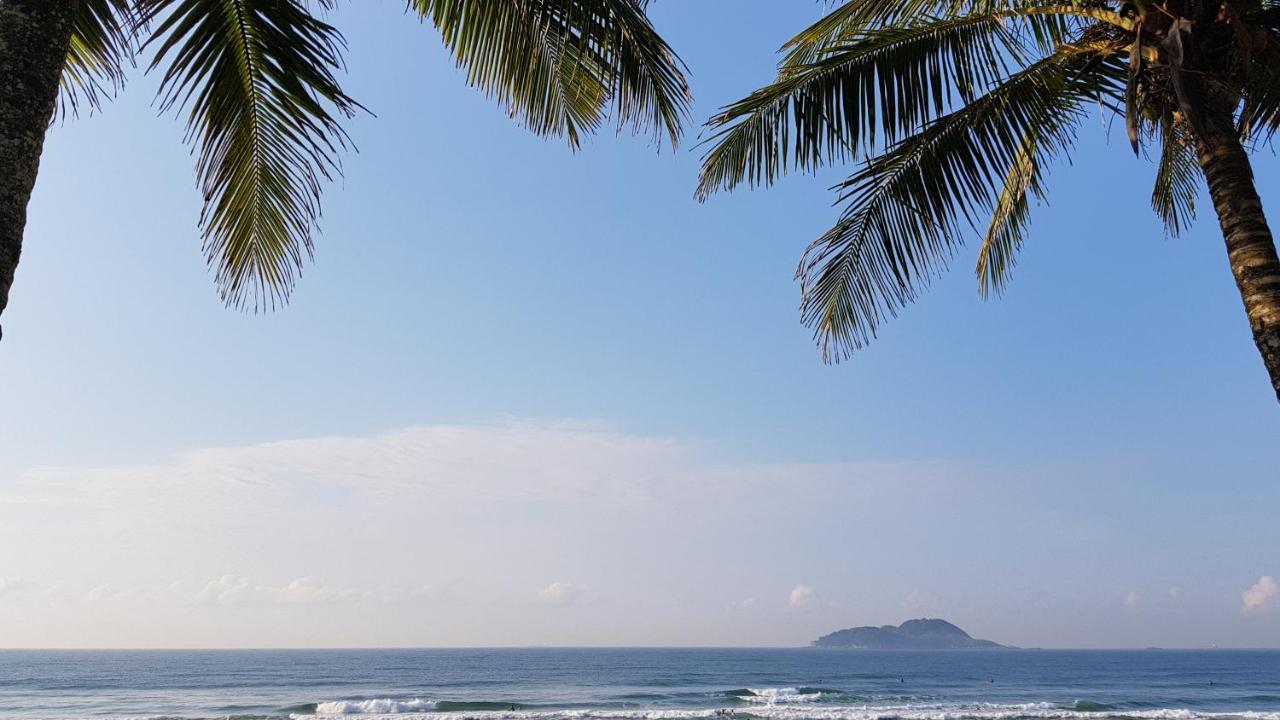 Frente Pro Mar - B - Praia Do Tombo - Beachfront Apartment Guaruja Exterior photo